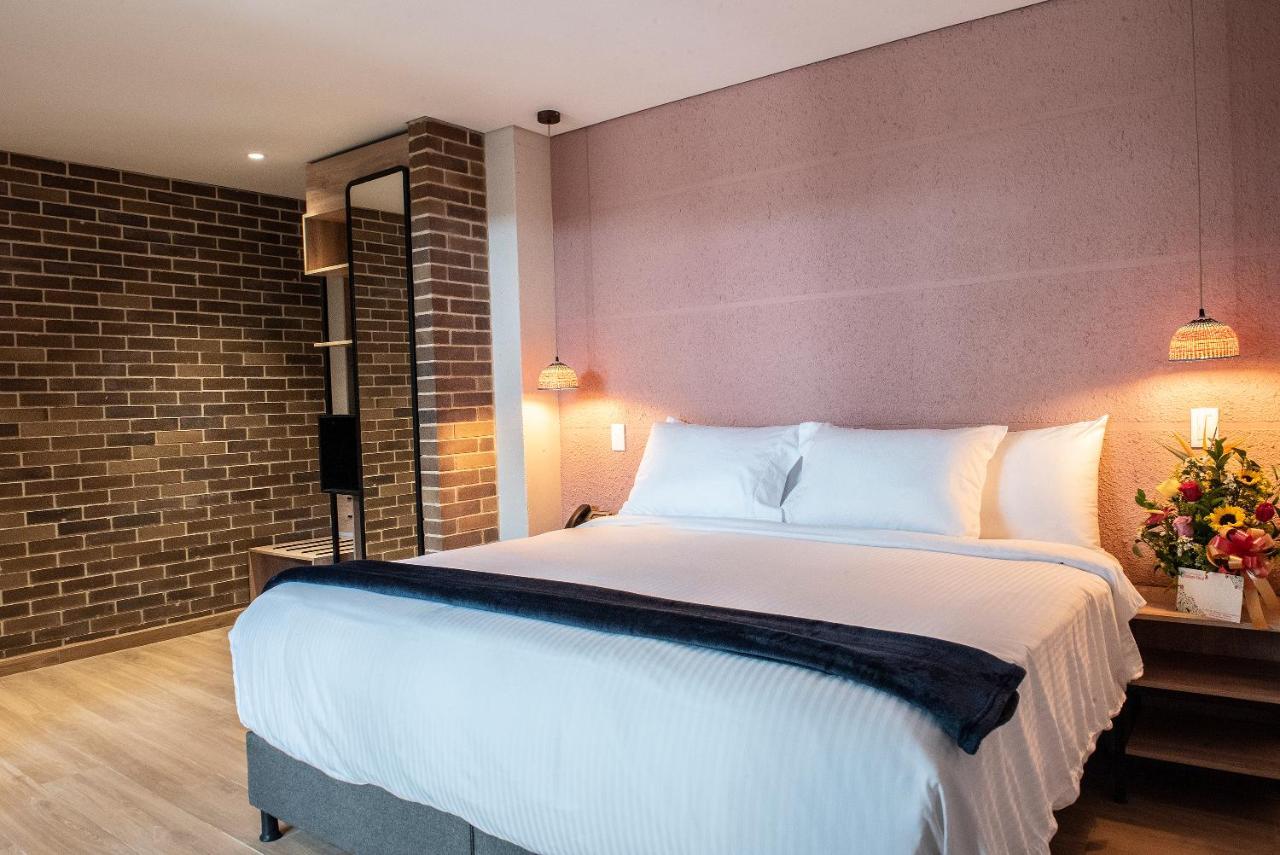 Carmen de Viboral Casa Rose Hotel מראה חיצוני תמונה